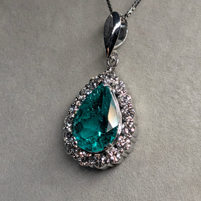 日独鑑別書】PT900/850 コロンビア産 エメラルド 2.70ct ダイヤモンド