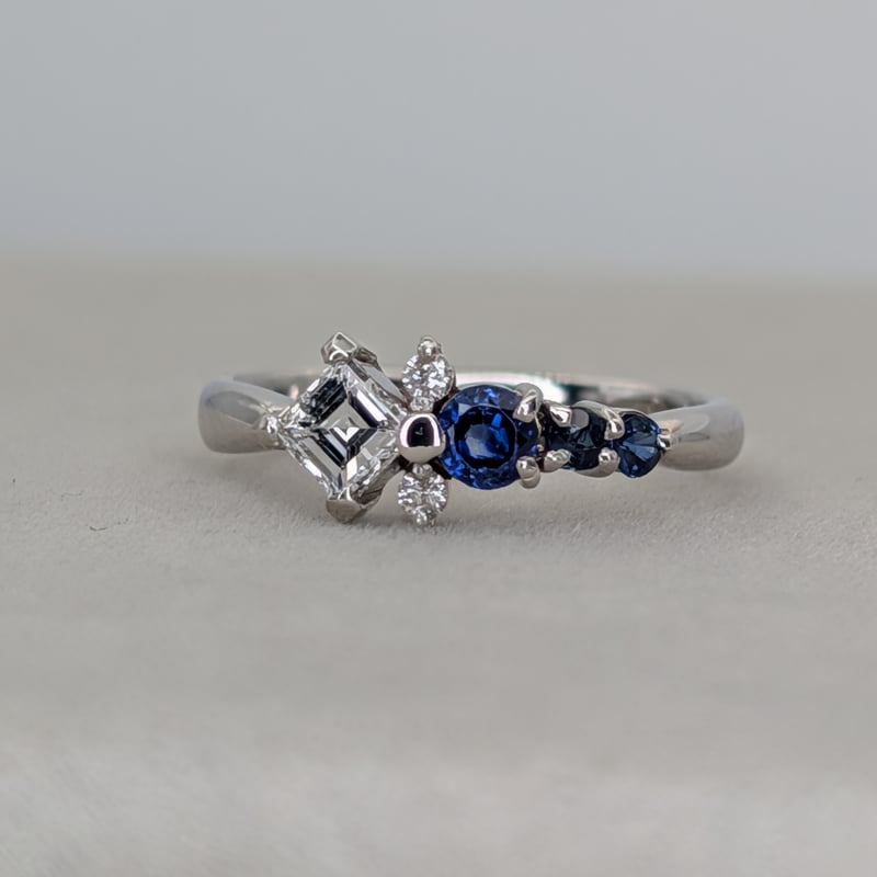 PT900 ダイヤモンド 0.40ct サファイア 0.31ct 鍛造手造り ピンキー 