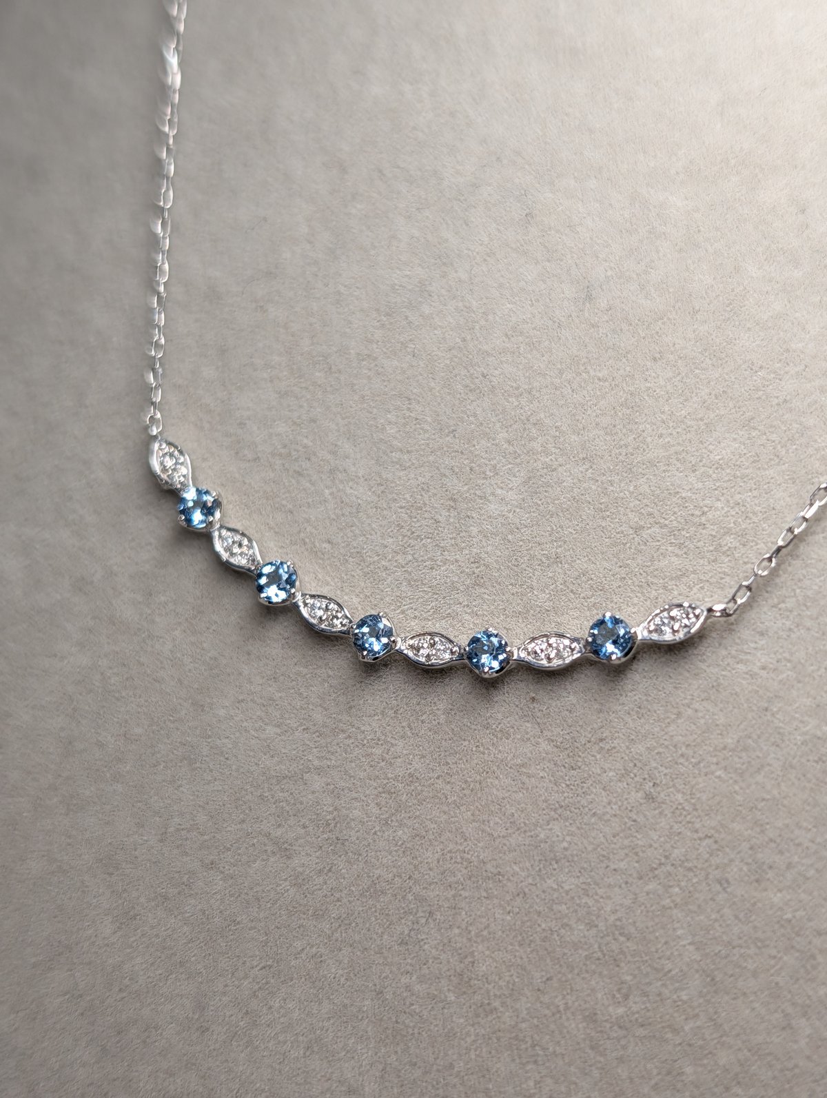 K18WG アクアマリン 0.23ct ダイヤモンド 0.09ct ネックレス 40cm Us