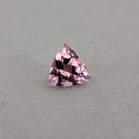 インペリアルトパーズ 0.67ct 5.67×5.76mm トリリアントカットルース