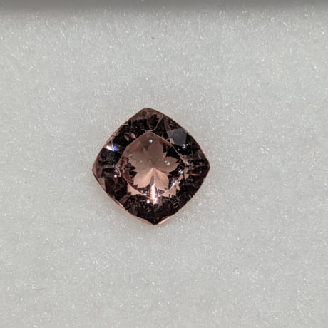 ブラウン アパタイト 6mm クッション さくら インカット ルース　シミズ貴石