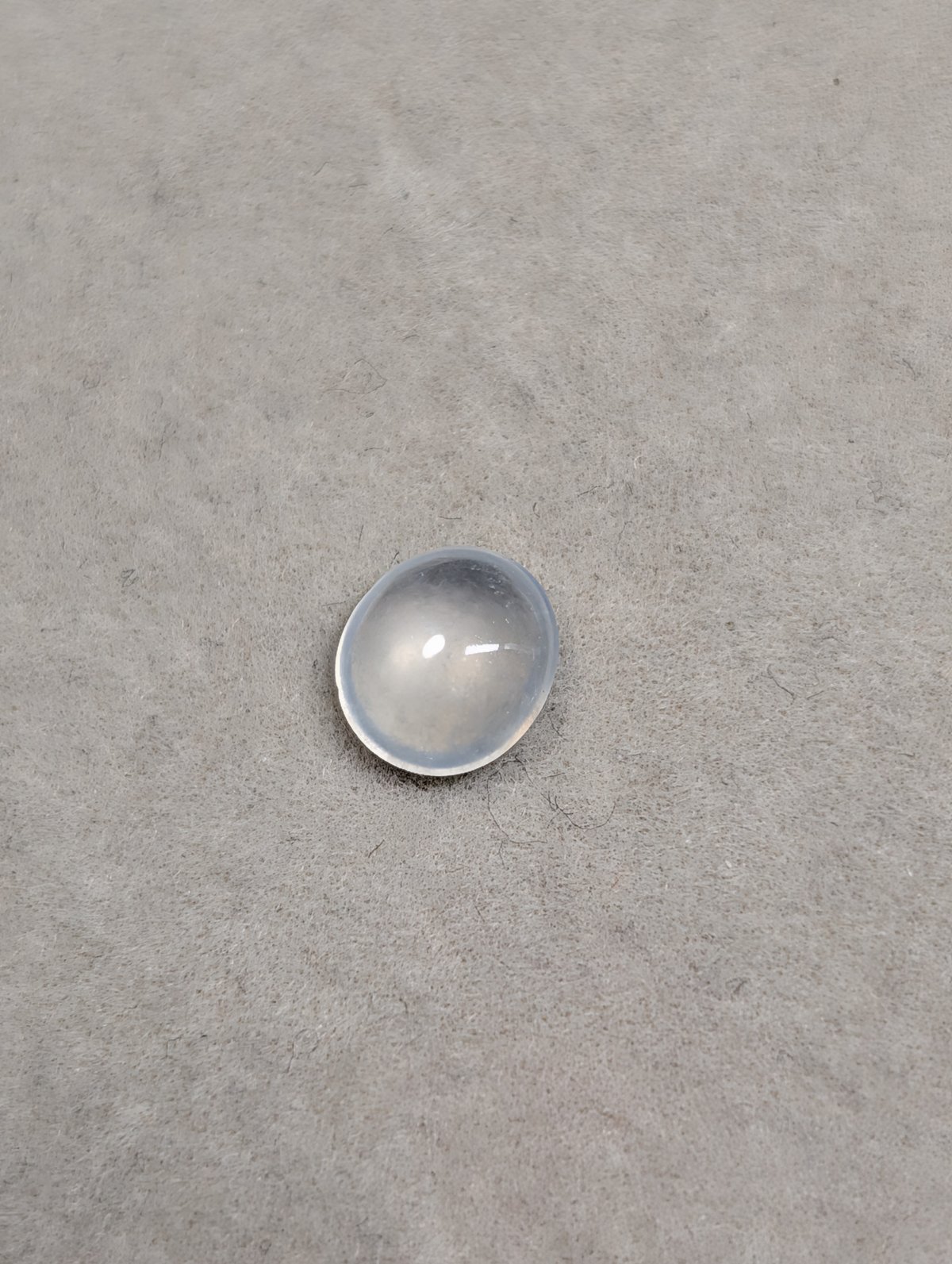 氷翡翠 0.858ct 6.9×6.2mm カボションカット ルース ミャンマー産