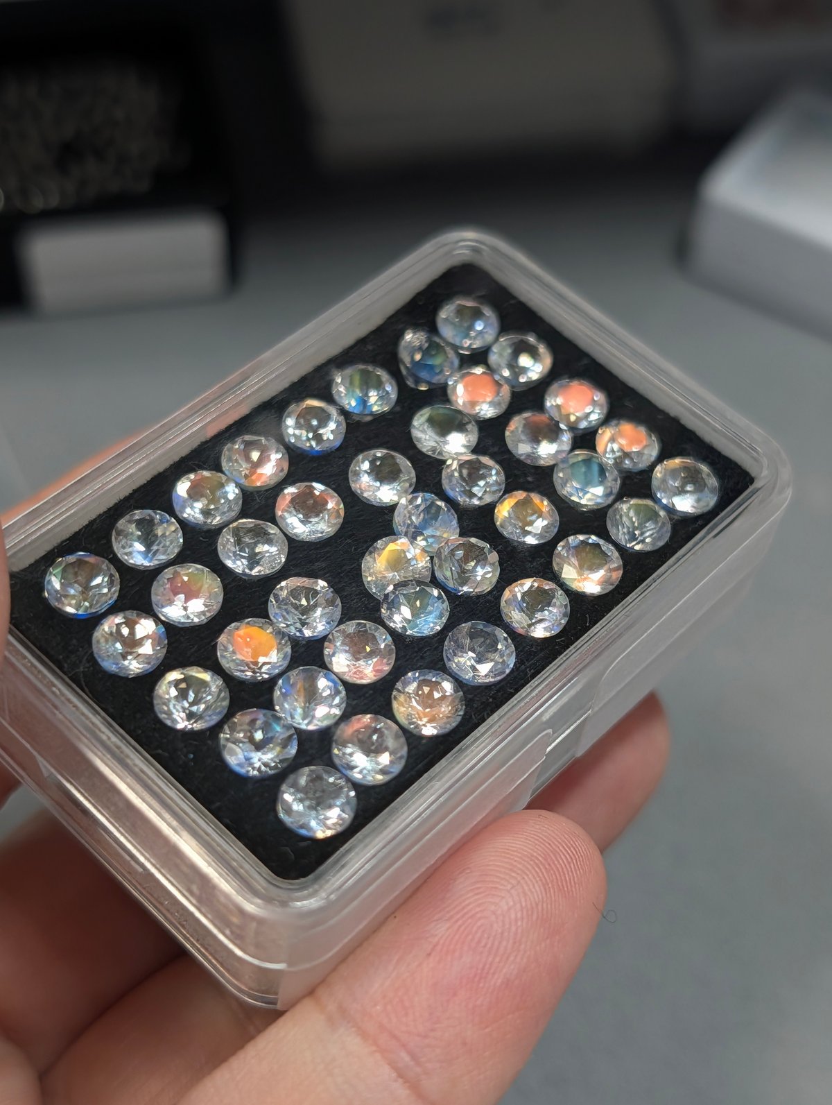 ラブラドライト 約5mm ロットからランダム1pcs価格 | 鈴木屋byJOA STORE