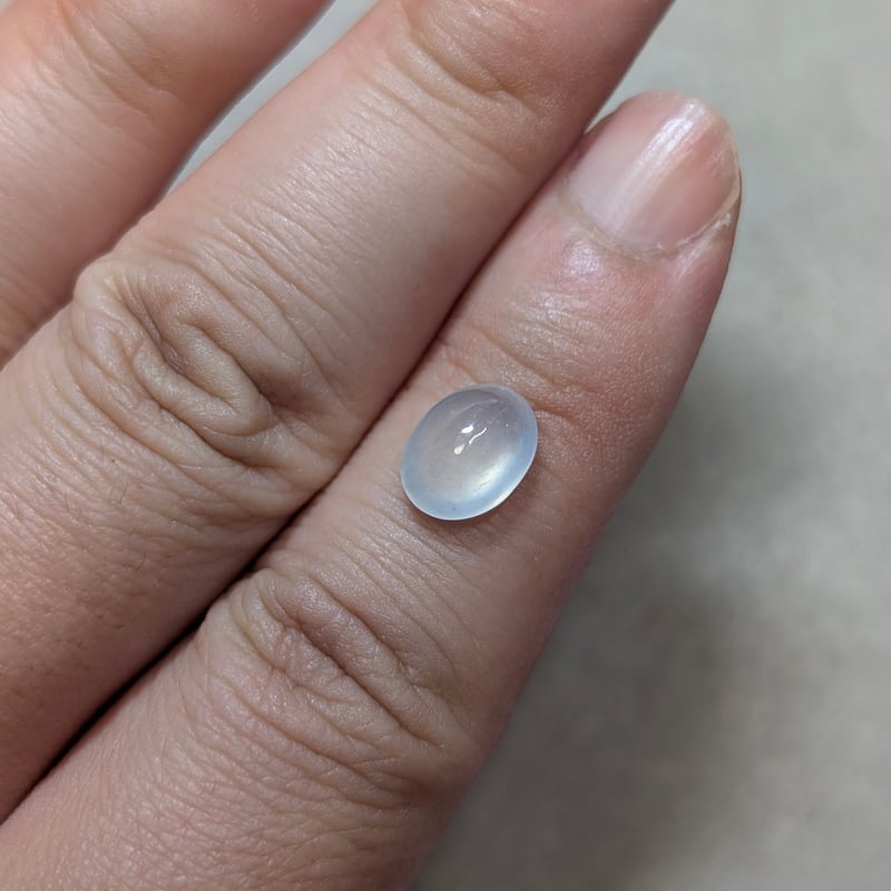 日独鑑別書】氷翡翠 2.666ct 9.53×7.16mm オーバル カボション カット