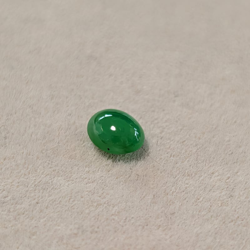 濃い色！】ミャンマー産 翡翠 0.470ct 5.18×4.25mm オーバル