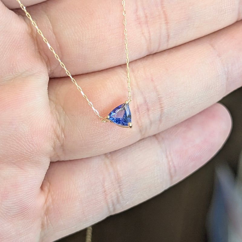 K18 タンザナイト 0.40ct 両吊りネックレス 40cm トリリアントカット