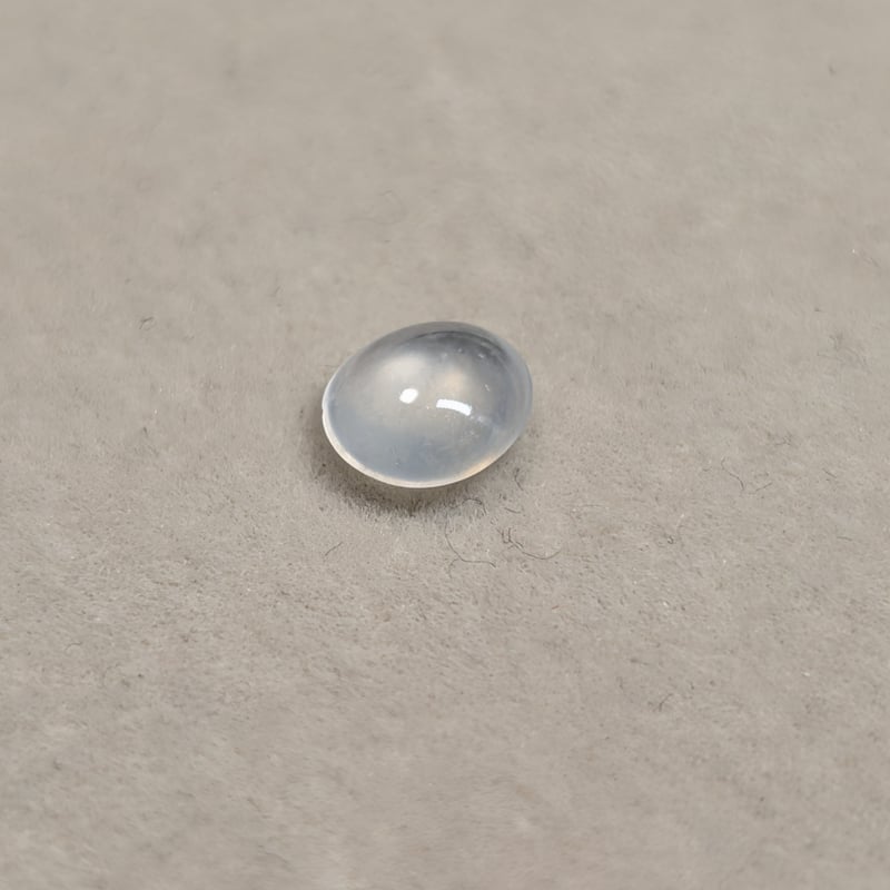 氷翡翠 0.858ct 6.9×6.2mm カボションカット ルース ミャンマー産