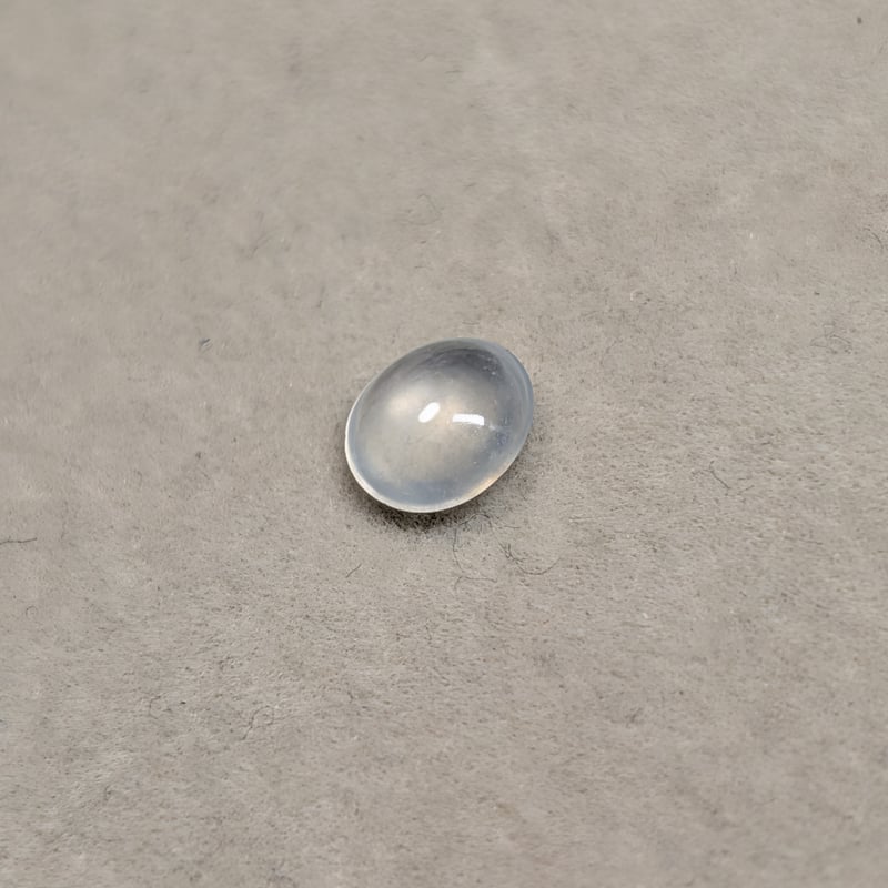 氷翡翠 0.858ct 6.9×6.2mm カボションカット ルース ミャンマー産