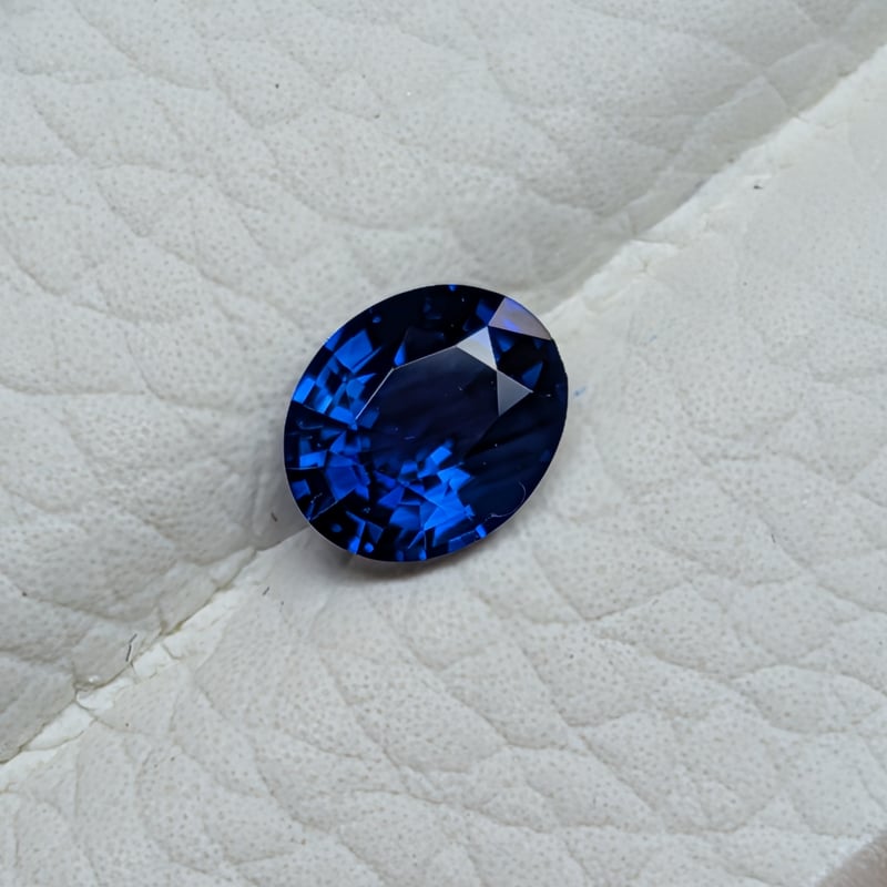 AIGS鑑別書】 ロイヤル ブルー サファイア 0.66ct 5.93×4.97mm オーバ