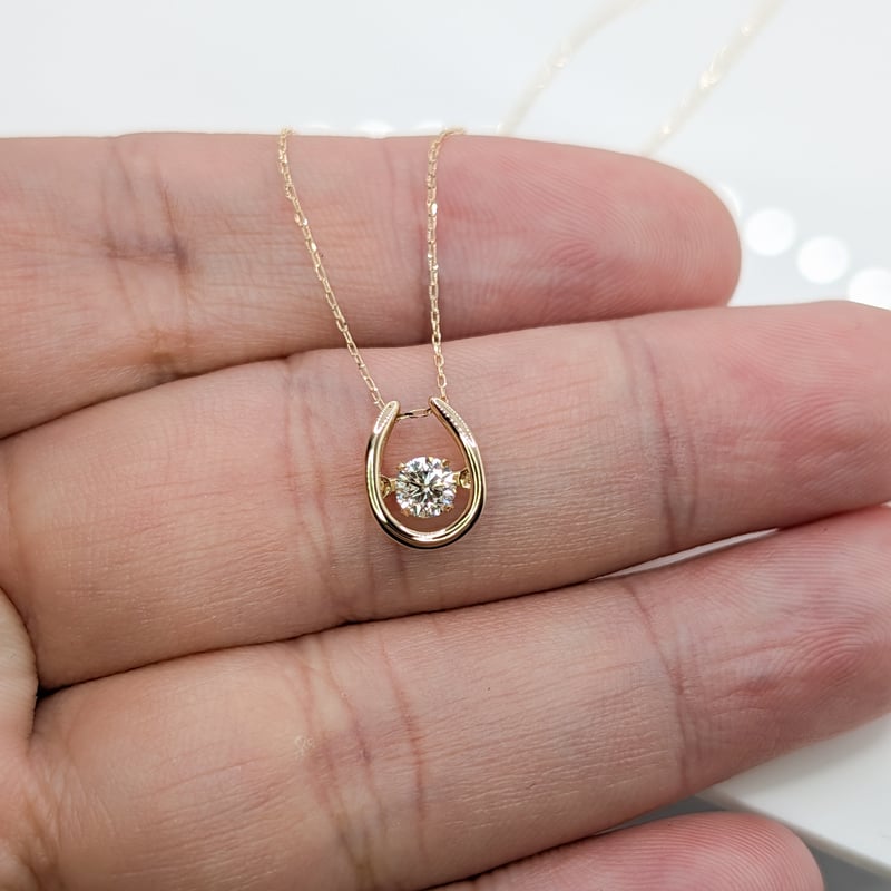 GSTV 馬蹄　k18 ダイヤモンド　ダンシングストーン　ネックレス K18ダンシングストーンダイヤモンド 0.20ct 馬蹄ペンダント 45cm