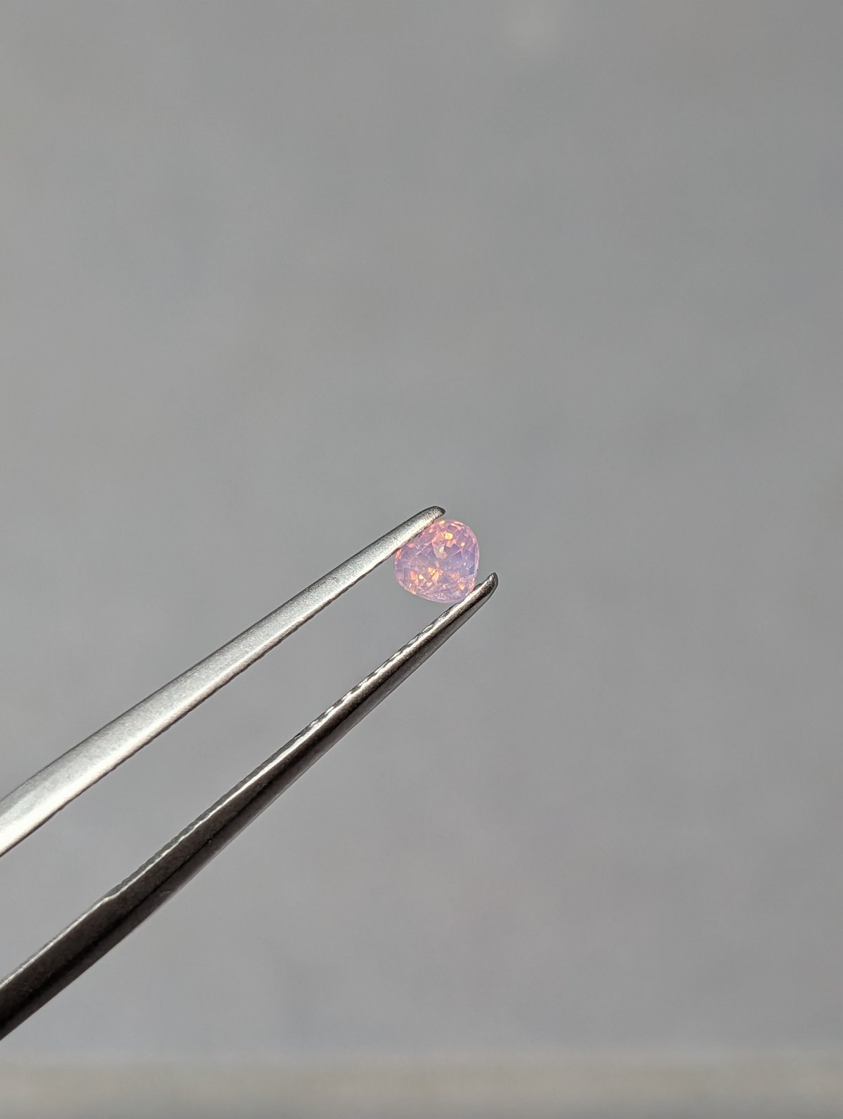 シルキーサファイア 0.25ct 3.33×3.60mm ハートシェイプカットルース 