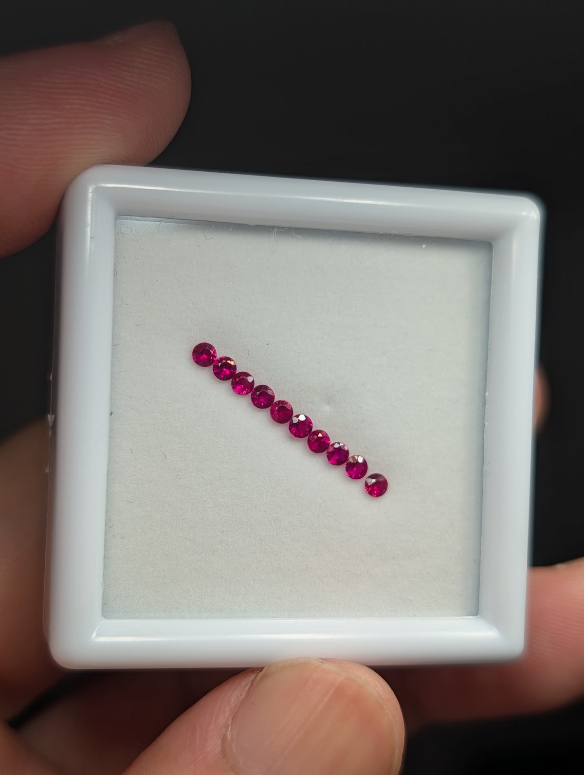 850シルキールビー0.51ct ルース ルビー 0.397ct 2.0mm×10pcsセット ルース | 鈴木屋byJOA STORE