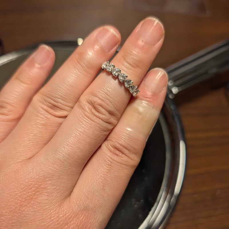 PT900ダイヤモンド 1.080ct ハートシェイプ7pcs ハーフエタニティ