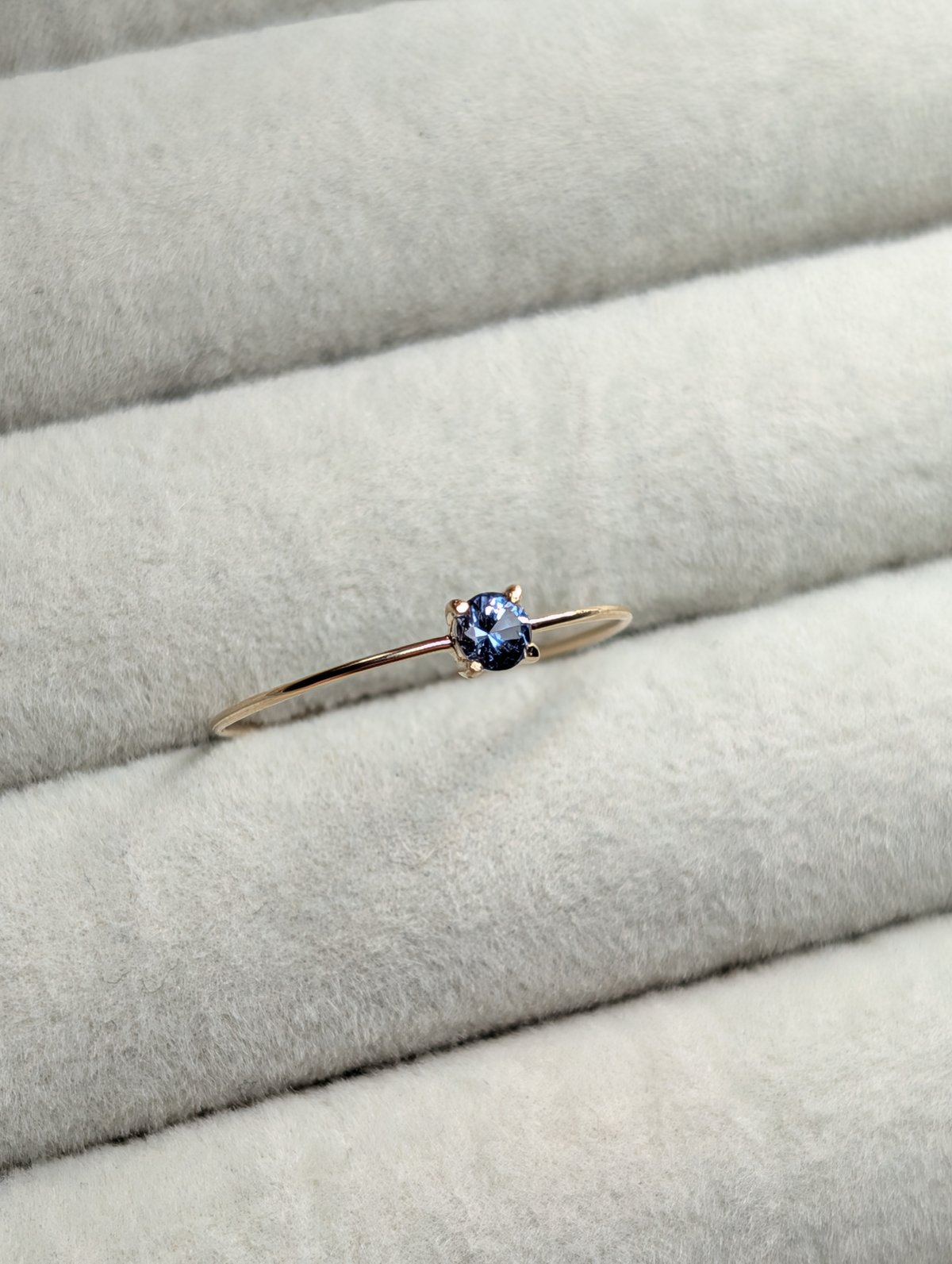 超華奢リング K10 11号 ブルー スピネル 3mm ※サイズ直し不可 | 鈴木屋