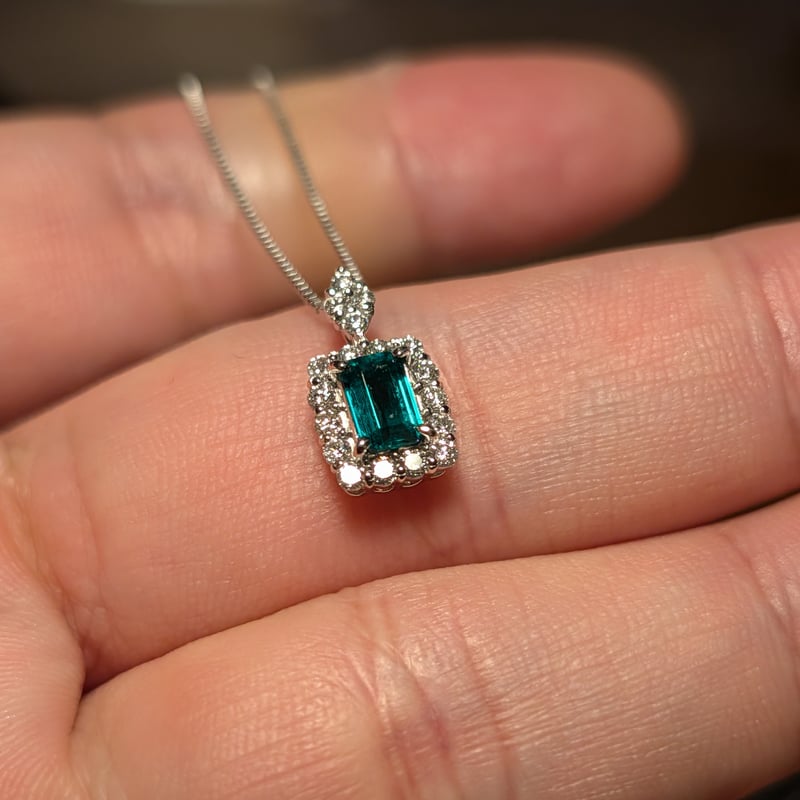 PT950/850エメラルド 0.35ct ダイヤモンド 0.30ct ペンダント