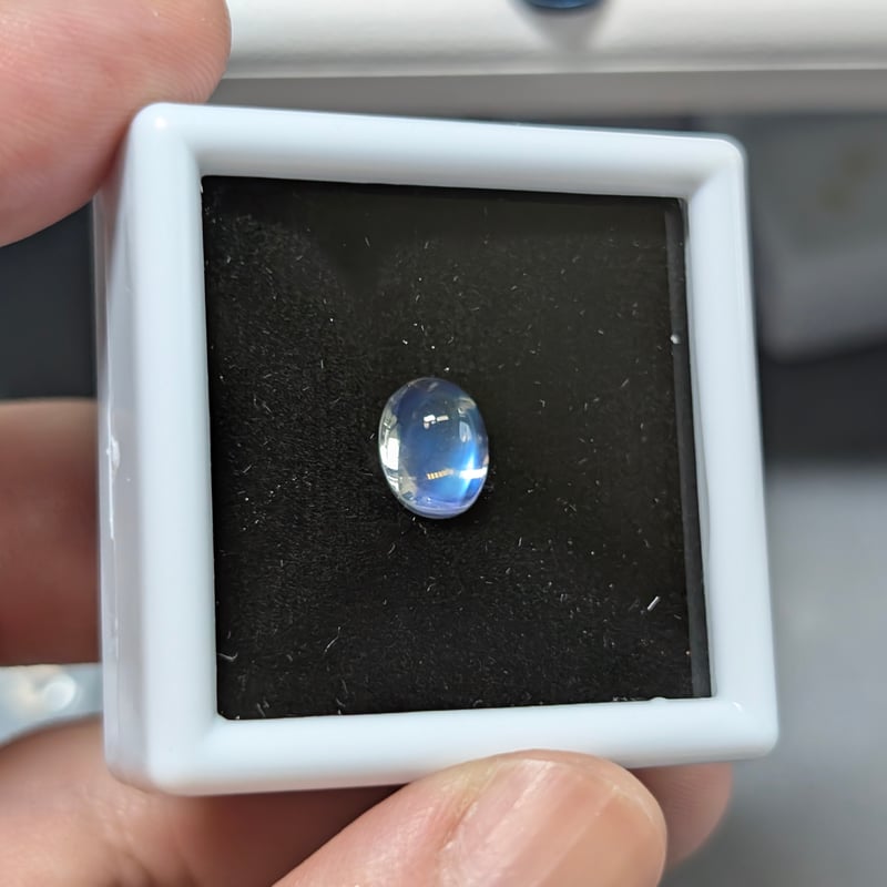 ブルームーンストーン 2.18ct 8.92×6.97mm オーバル カボション