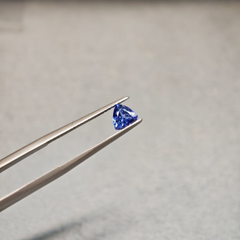 タンザナイト 0.52ct 5.47×5.48mm トリリアントカット ルース | 鈴木屋
