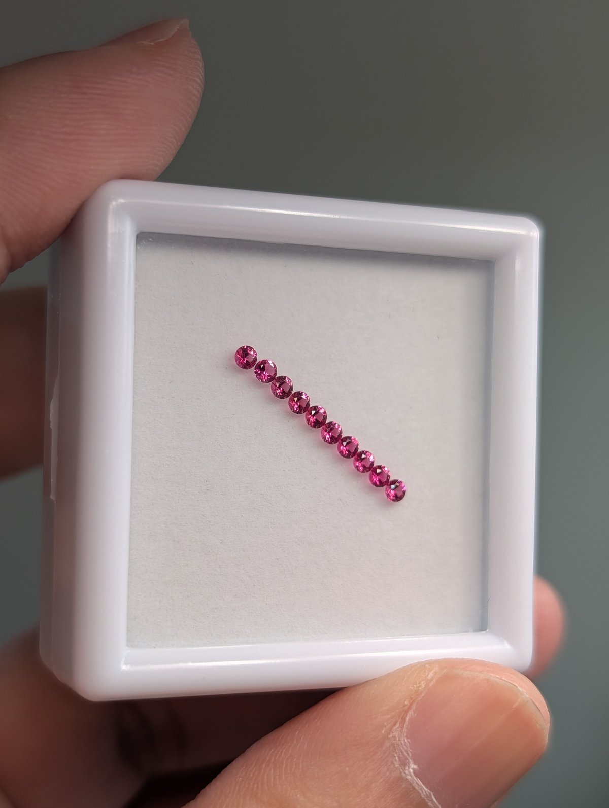 ピンクスピネル 0.324ct 1.9mm×10pcsセット ルース | 鈴木屋byJOA S