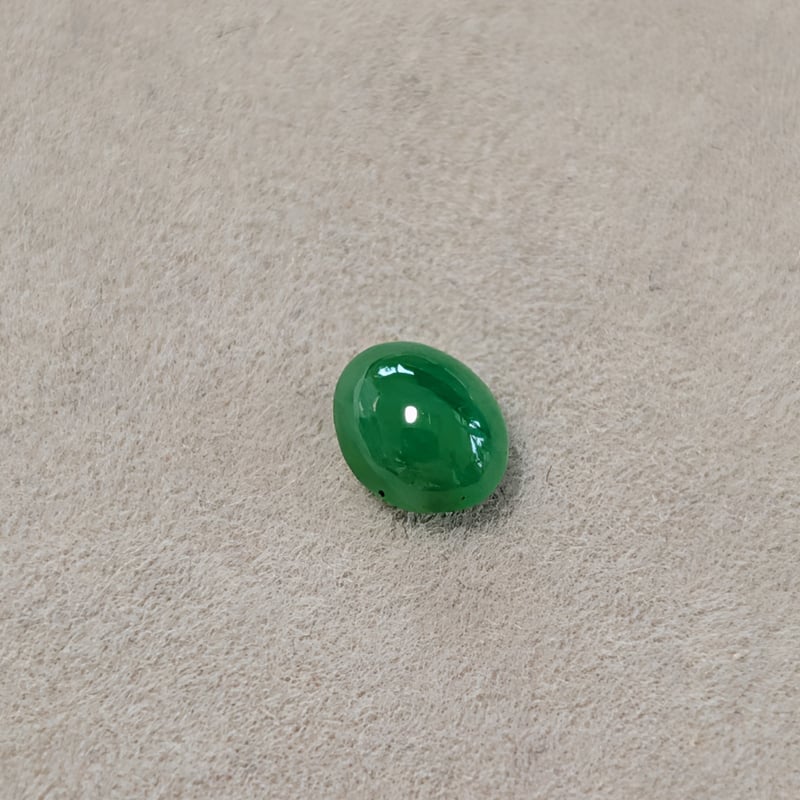 濃い色！】ミャンマー産 翡翠 0.470ct 5.18×4.25mm オーバル