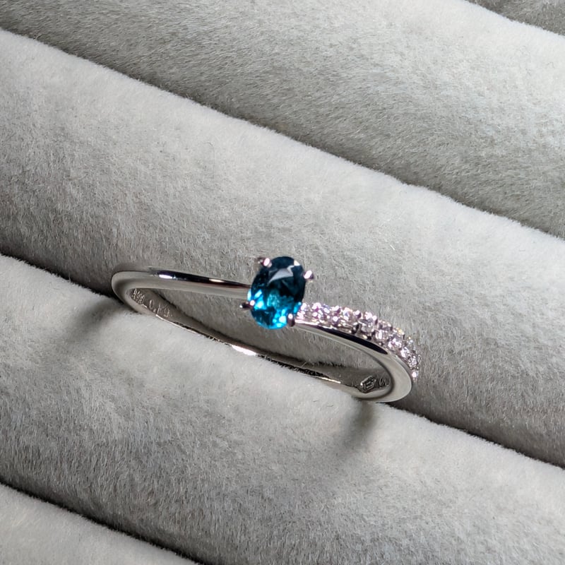 GIA鑑別書】ブラジル産 パライバトルマリン 0.19ct ダイヤモンド 0.09