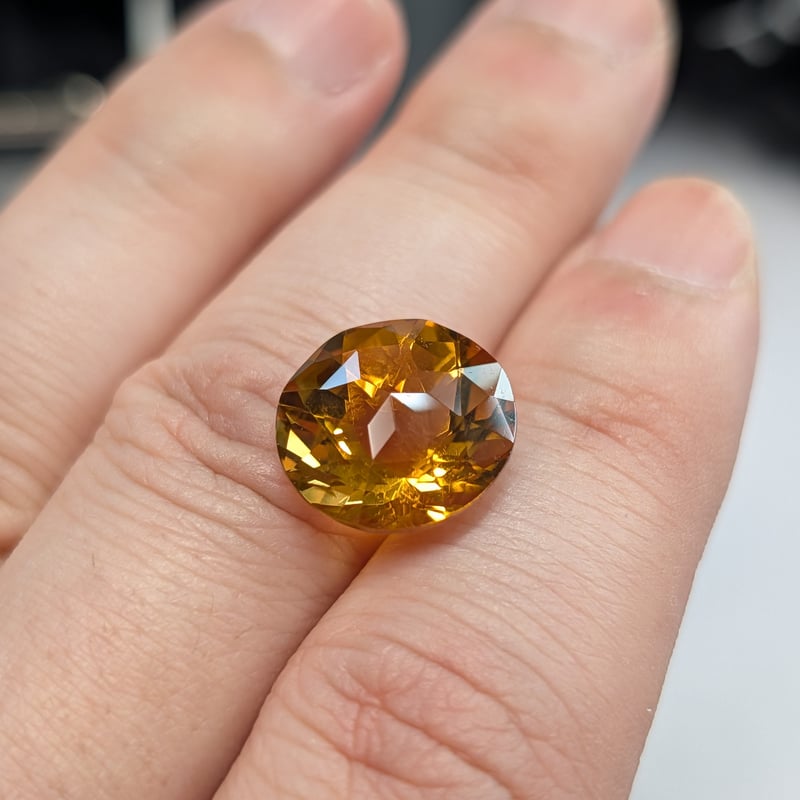 シトリン 8.02ct 13.3mm カメリア カット ラウンド ルース シミズ貴石