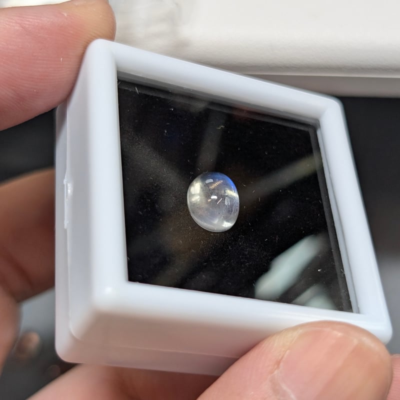 日独ソ】アンデシンラブラドライト 通称ブルームーンストーン 2.23ct