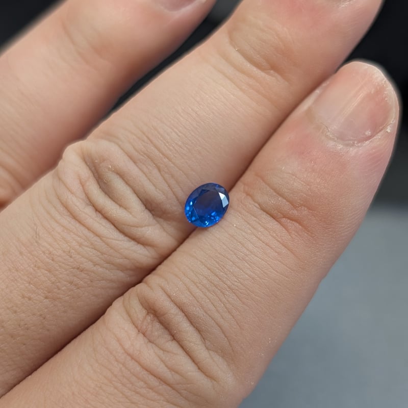 AIGS鑑別書】コーンフラワーブルーサファイア 0.84ct 6.16×5.06mm