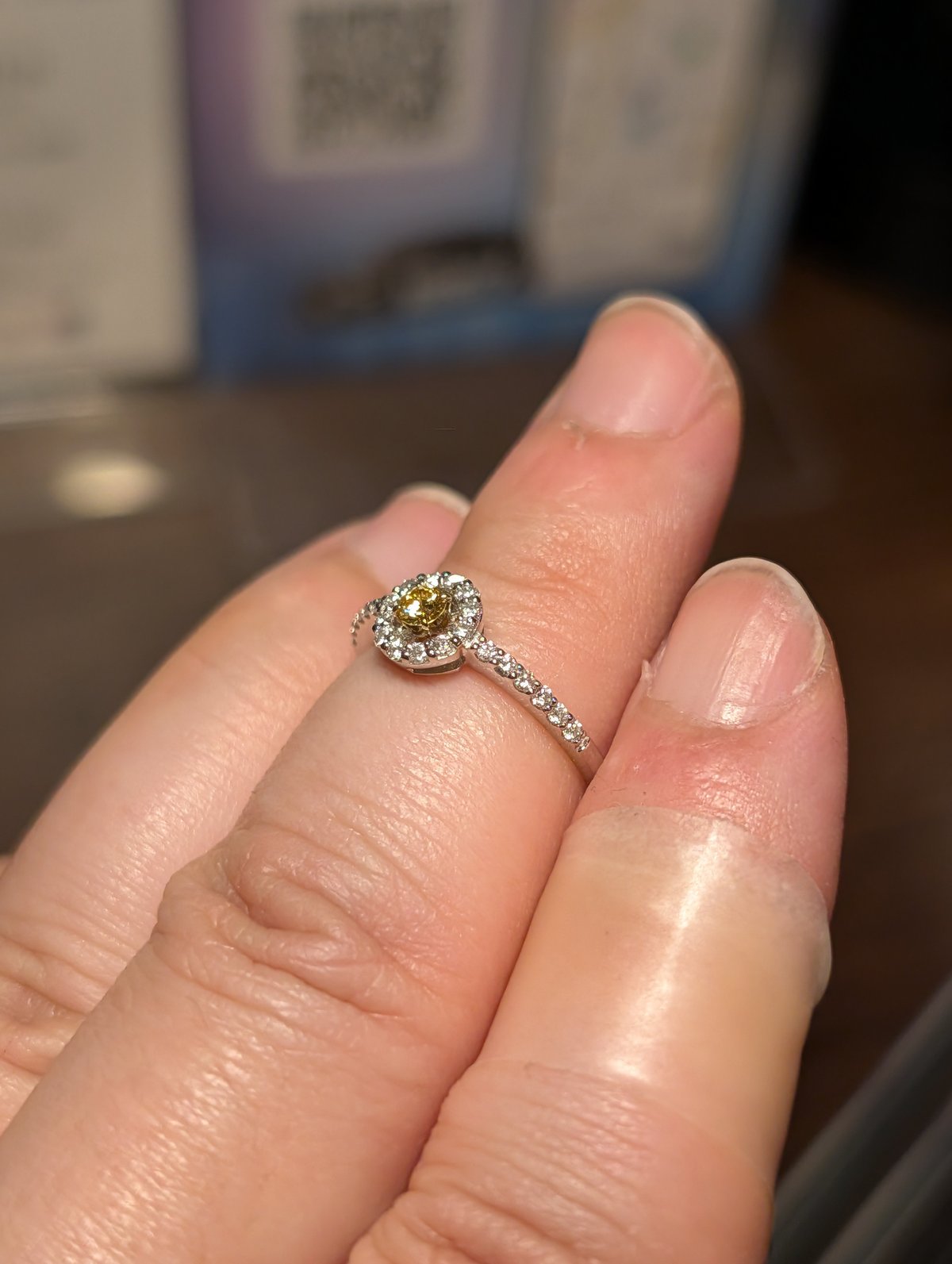 CGLソ】PT950/K18イエローダイヤモンド 0.091ct FIY VS2 ダイヤモ