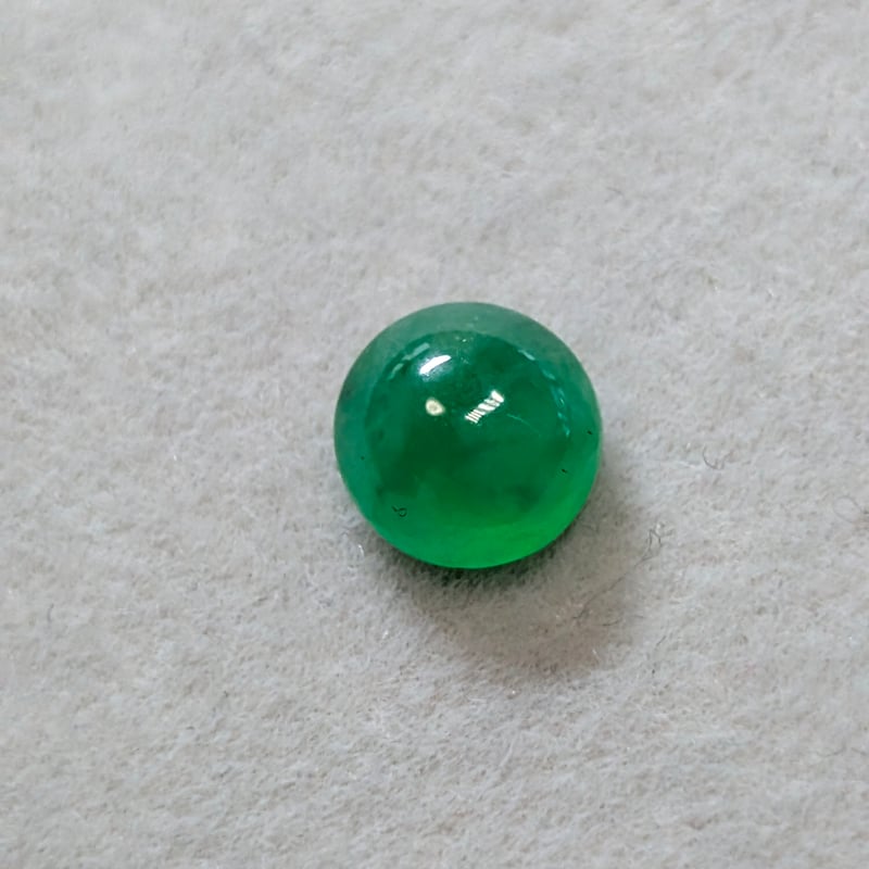 翡翠 0.872ct 5.97×5.75mm ラウンド カボション カット ルース