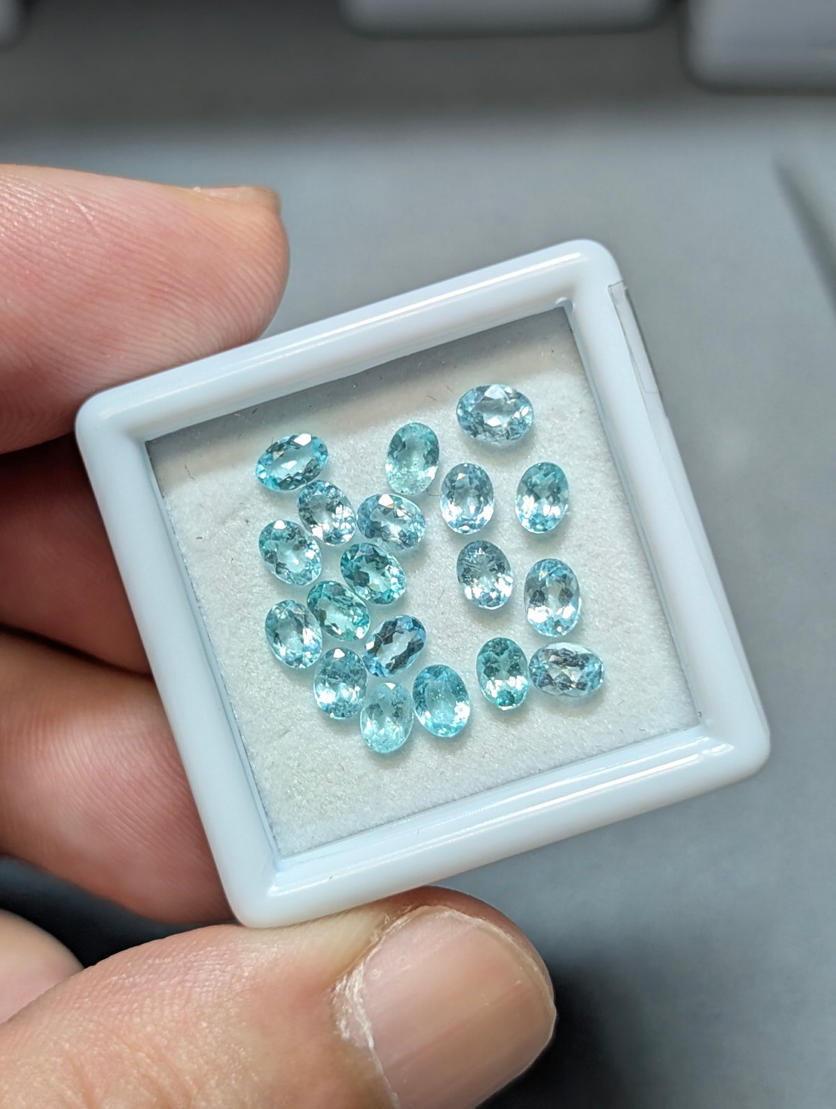 パライバトルマリン チャーム 約3.05cm ０．１１６カラット ブラジル産パライバトルマリン 0.6ct ローズカットダイヤモンド