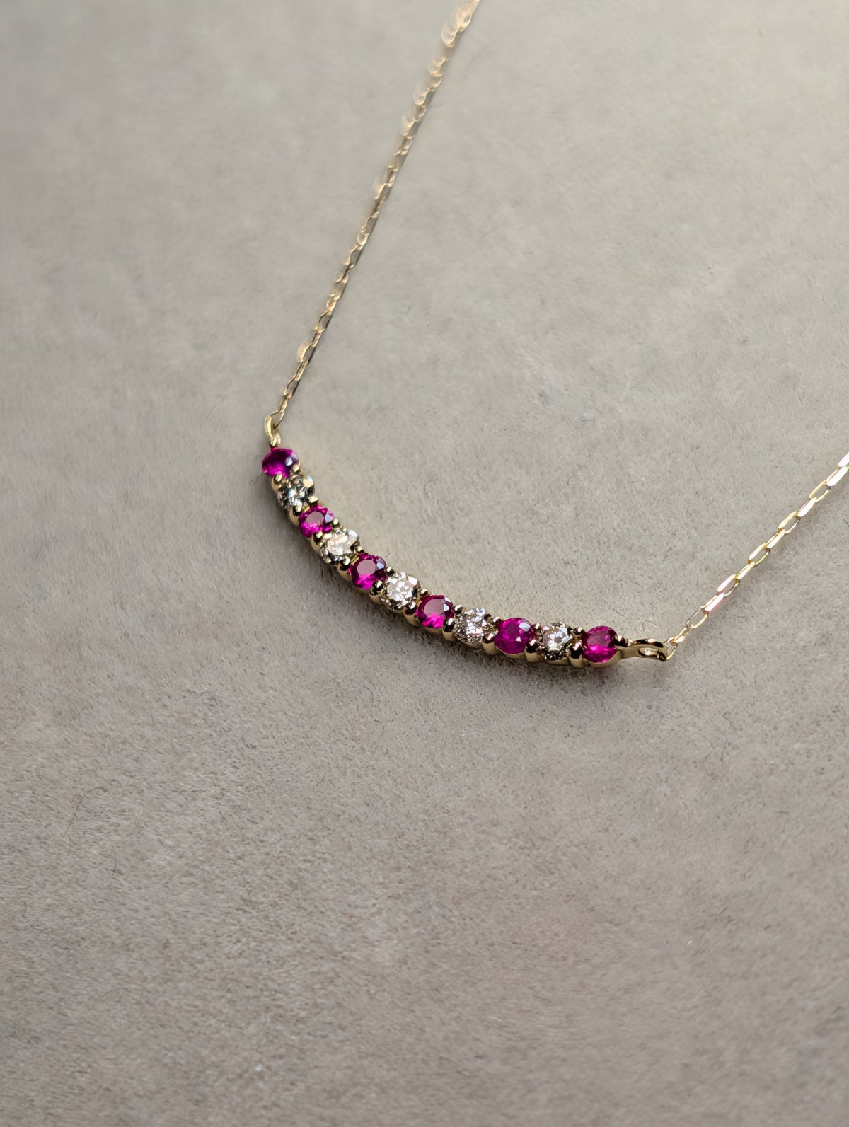 ルビー0.61ct ダイヤモンド0.32ct pt850 ネックレス K18 ルビー 0.13ct ダイヤモンド 0.10ct エタニティバー ネックレス