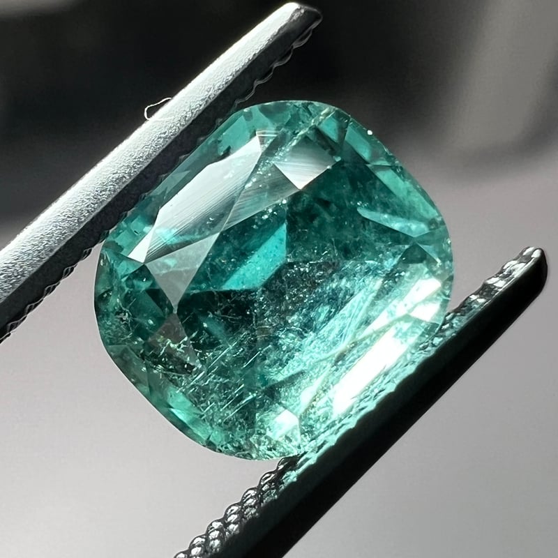 ラグーントルマリン 1.59ct 6.76×5.74mm クッションカットルース