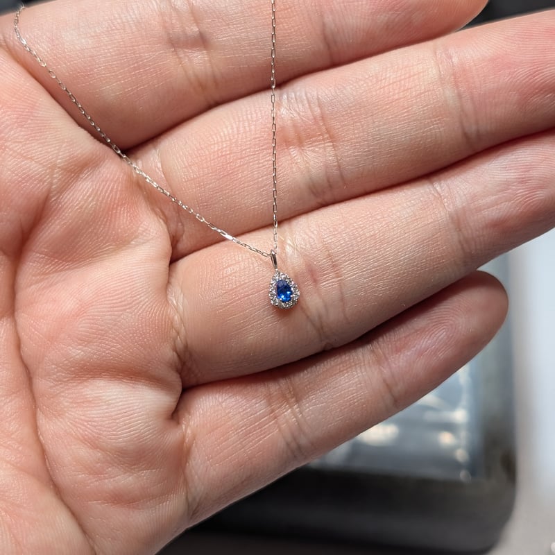 超美品☆Pt950☆アウイナイト0.03+0.03☆ダイヤ0.04+0.04 PT950/PT850 アウイナイト 0.04ct ダイヤモンド 0.03ct しずく ミニミ