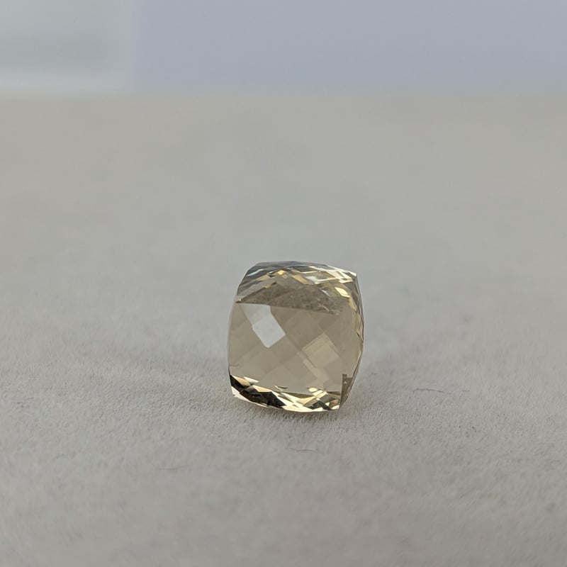 煌カット】レモンクォーツ 8mm 煌カット ルース シミズ貴石 | 鈴木屋