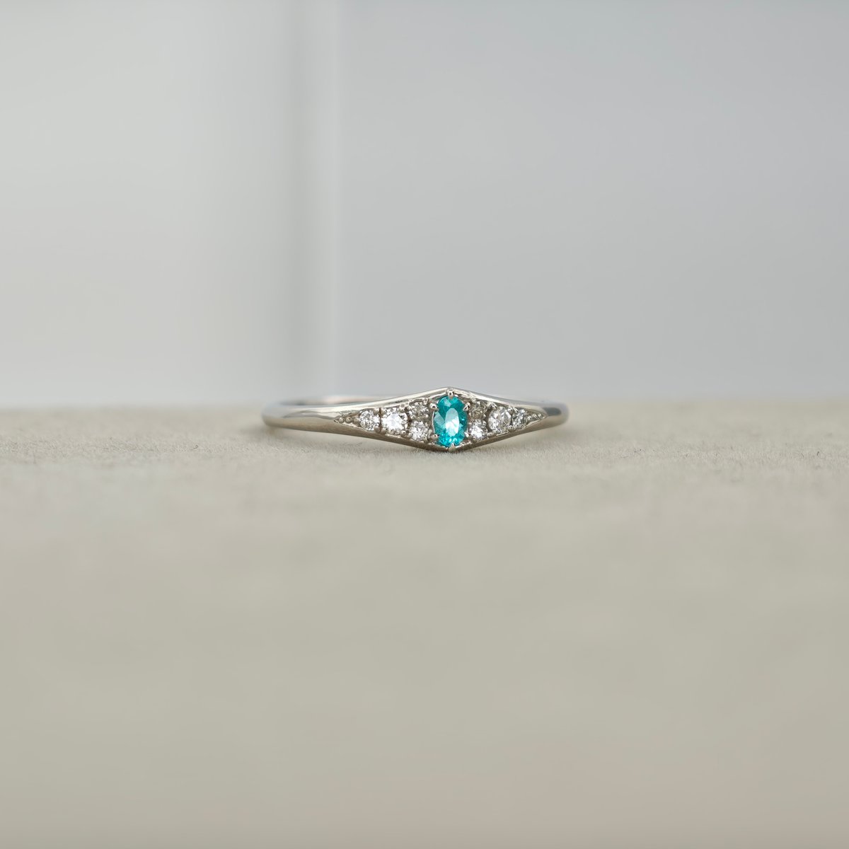 PT900 パライバトルマリン 0.05ct ダイヤモンド 0.07ct リング 12号 |