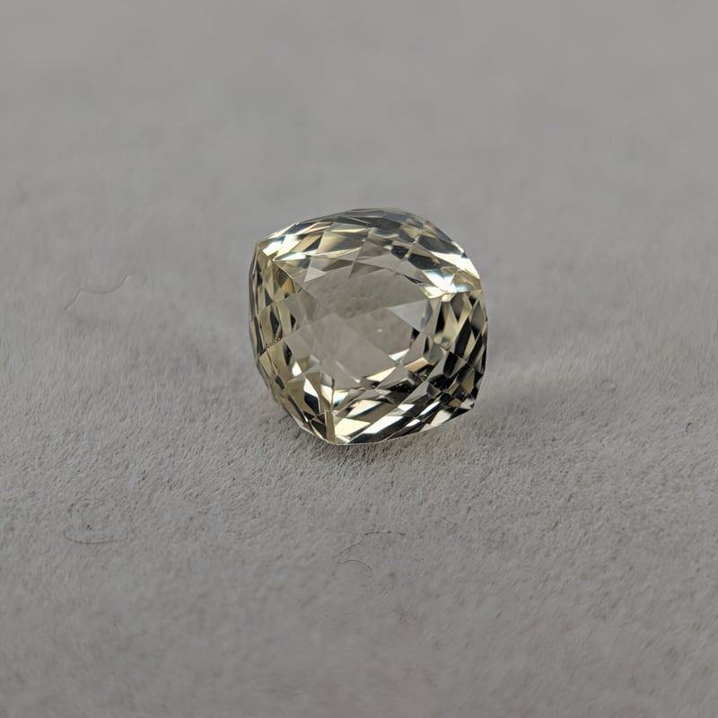 煌カット】レモンクォーツ 7mm 煌カット ルース シミズ貴石 | 鈴木屋