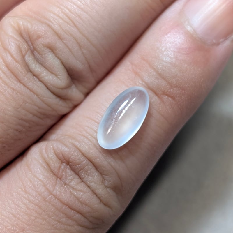 日独鑑別書】氷翡翠 2.195ct 12.29×6.35mm オーバル カボション カット