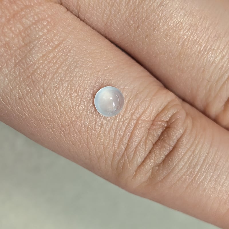 【貴重】氷翡翠(高透過度)のルース(87ｇ) 氷翡翠 0.583ct 5.24×5.13mm ラウンド カボション ルース | 鈴木屋byJ