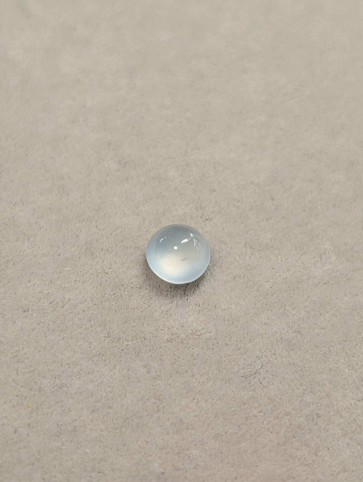【貴重】氷翡翠(高透過度)のルース(87ｇ) 氷翡翠 0.488ct 4.81×4.58mm オーバル カボション ルース | 鈴木屋byJ