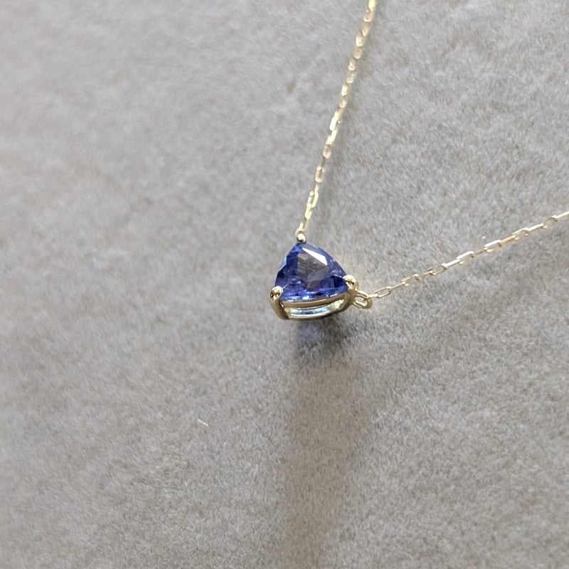 K18 タンザナイト 0.40ct 両吊りネックレス 40cm トリリアントカット
