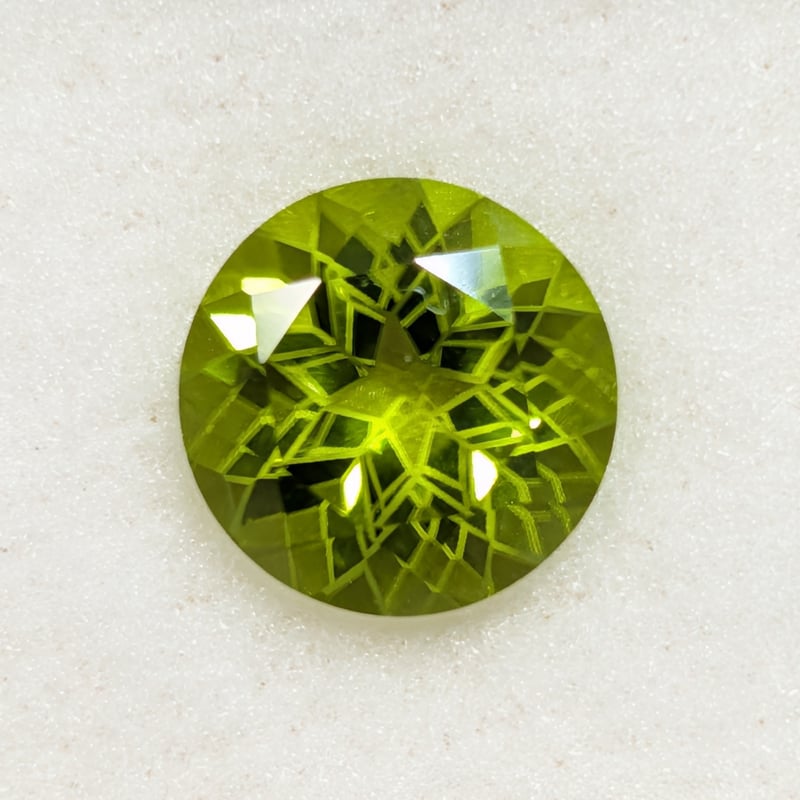 ペリドット 3.92ct 10mm ダンデライオン カット ルース シミズ貴石