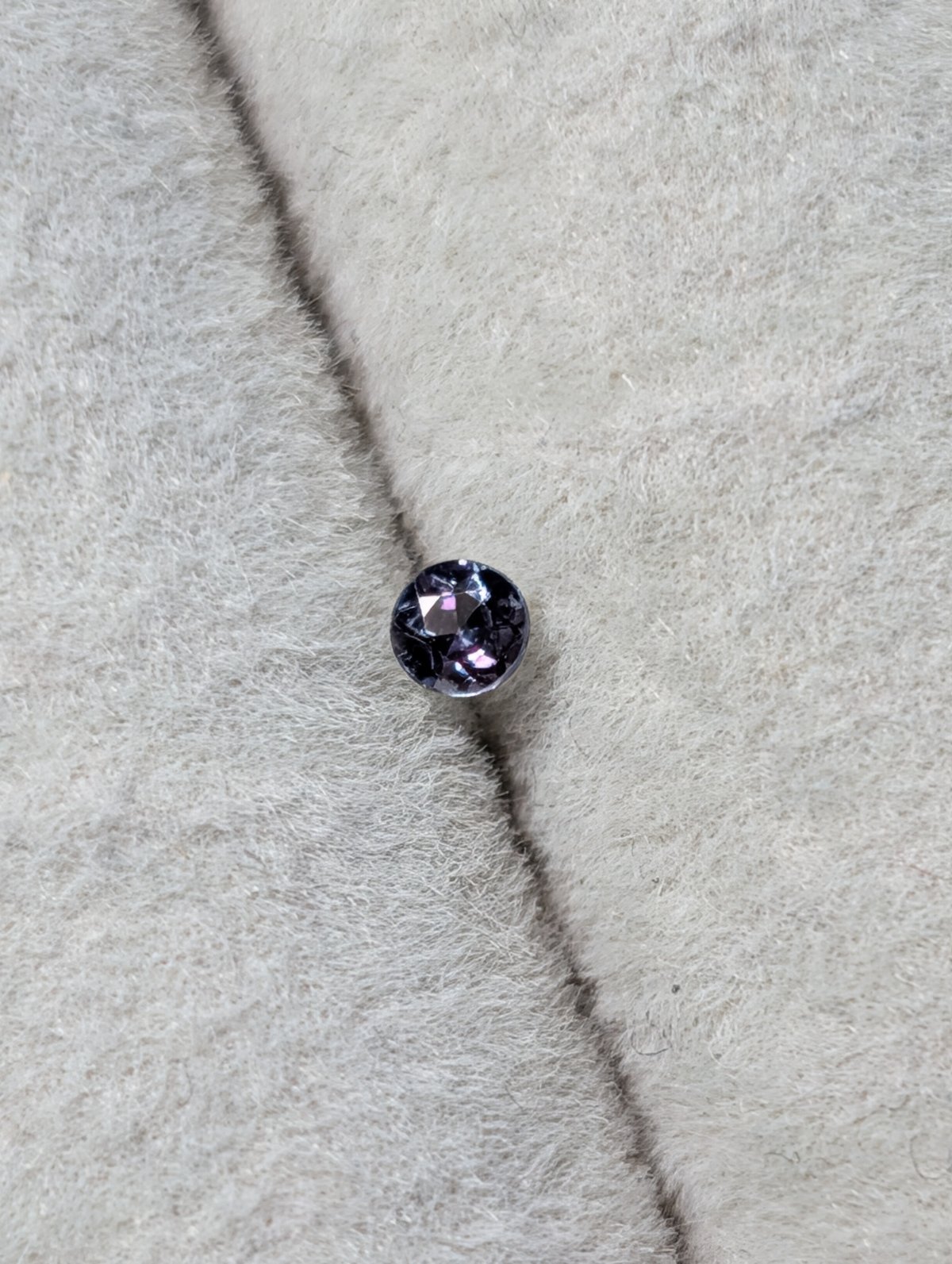アレキサンドライト 0.09ct 2.51mm ラウンド カット ルース アレキ