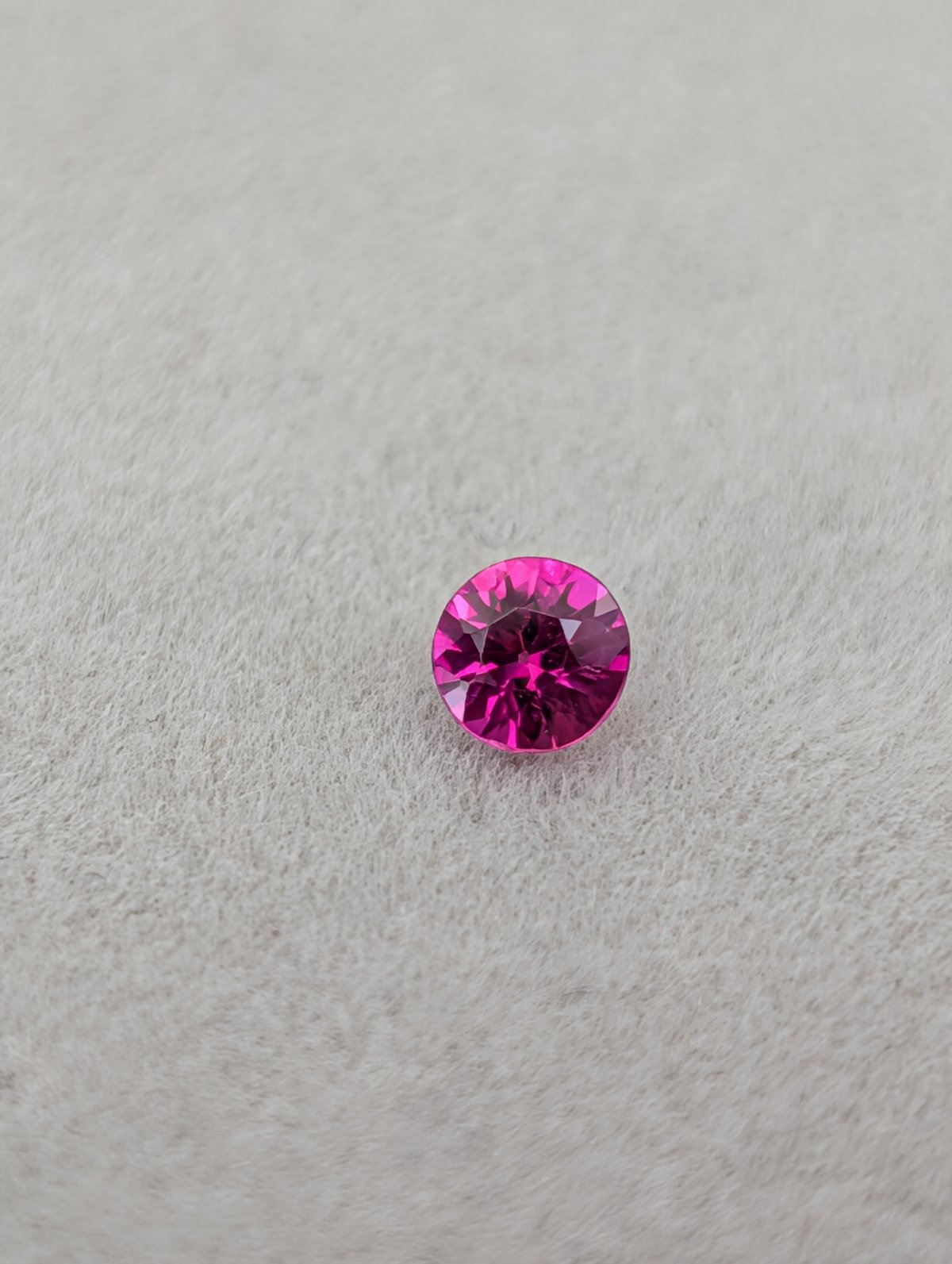 テリ◎ピンキッシュルビー 0.18ct 3.47mm ルース モザンビーク産