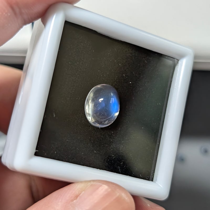 日独ソ】アンデシンラブラドライト 通称ブルームーンストーン 3.953ct