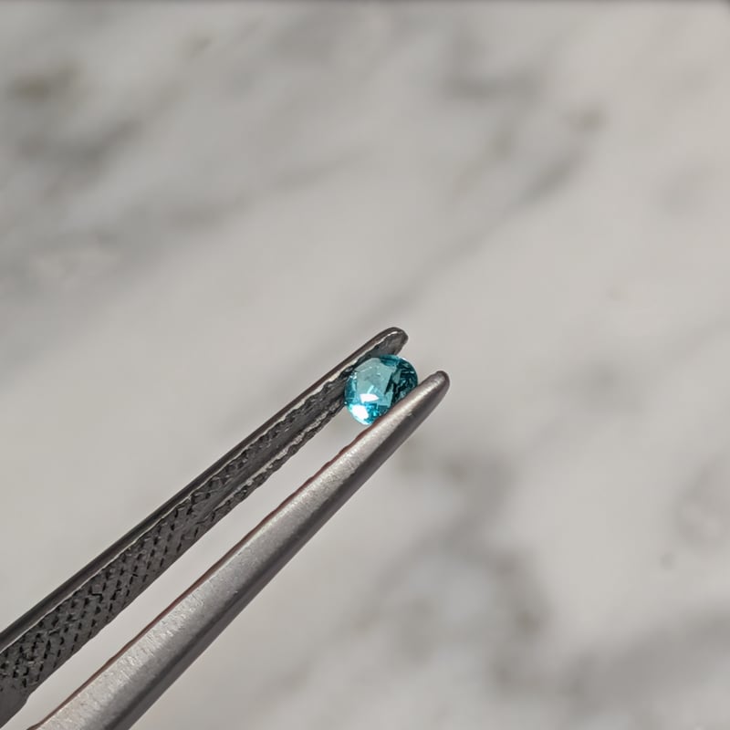 パライバトルマリン 2個で0.10ct パライバトルマリン 0.10ct 2.91mm ラウンドカットルース | 鈴木屋