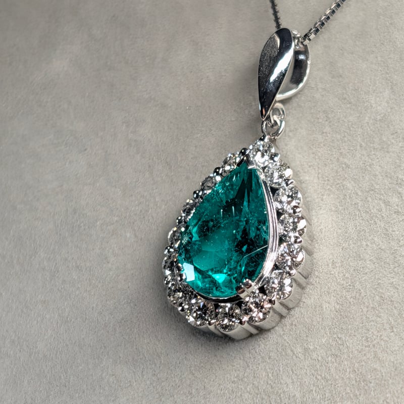 日独鑑別書】PT900/850 コロンビア産 エメラルド 2.70ct ダイヤモンド