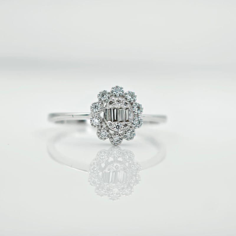 K18WGダイヤモンド 0.127ct/0.040ct リング 13.5号 シンガポールジュエ