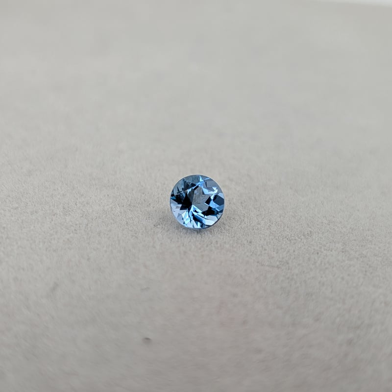 サンタマリアカラー アクアマリン 0.738ct 5.8mm ラウンド カット