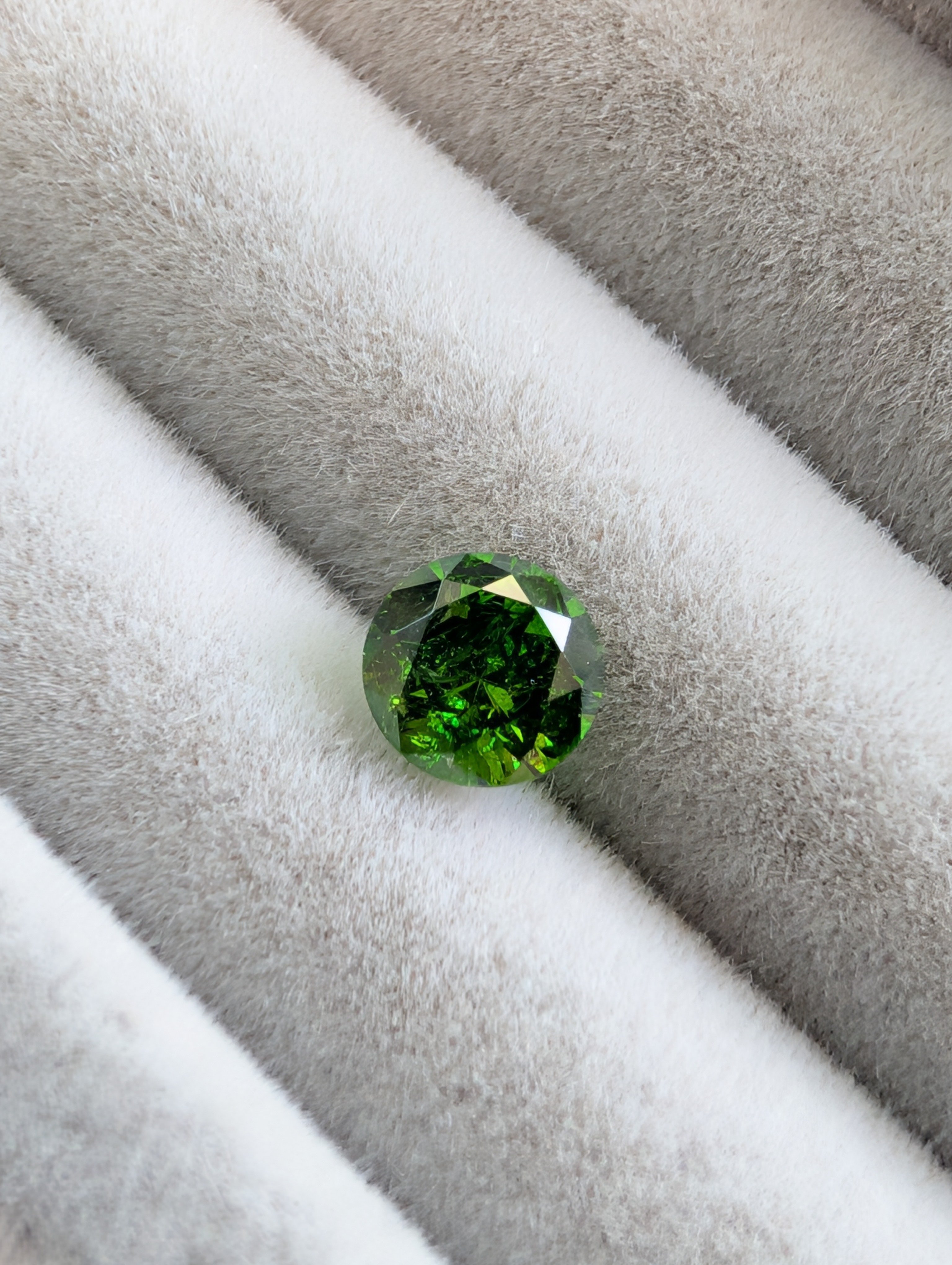 デマントイド ガーネット イラン産 0.42ct 4.47mm ラウンド