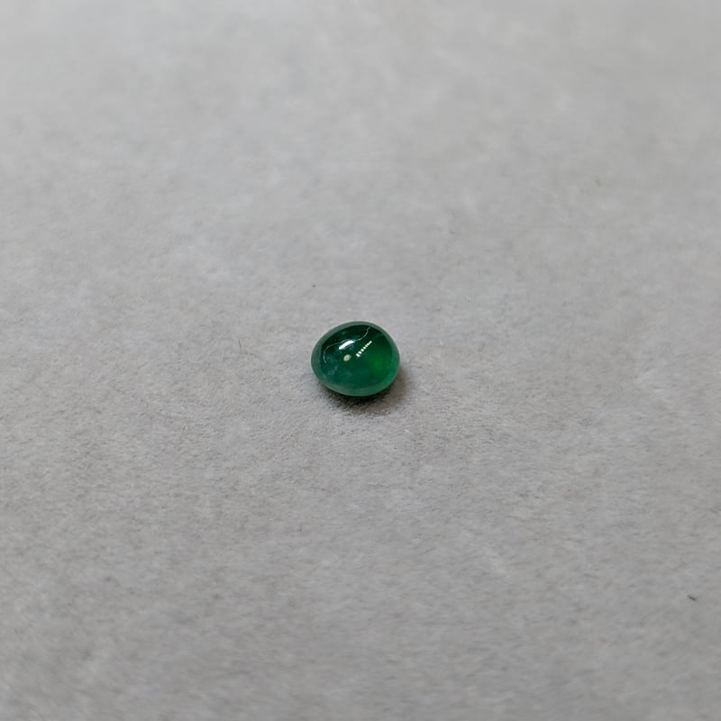 美品　pbm HEALING 1ヶ月仕様 翡翠 0.85ct ラウンド カボション カット ルース ミャンマー産